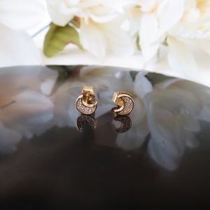 Crescent moon gold fake diamond earring stud